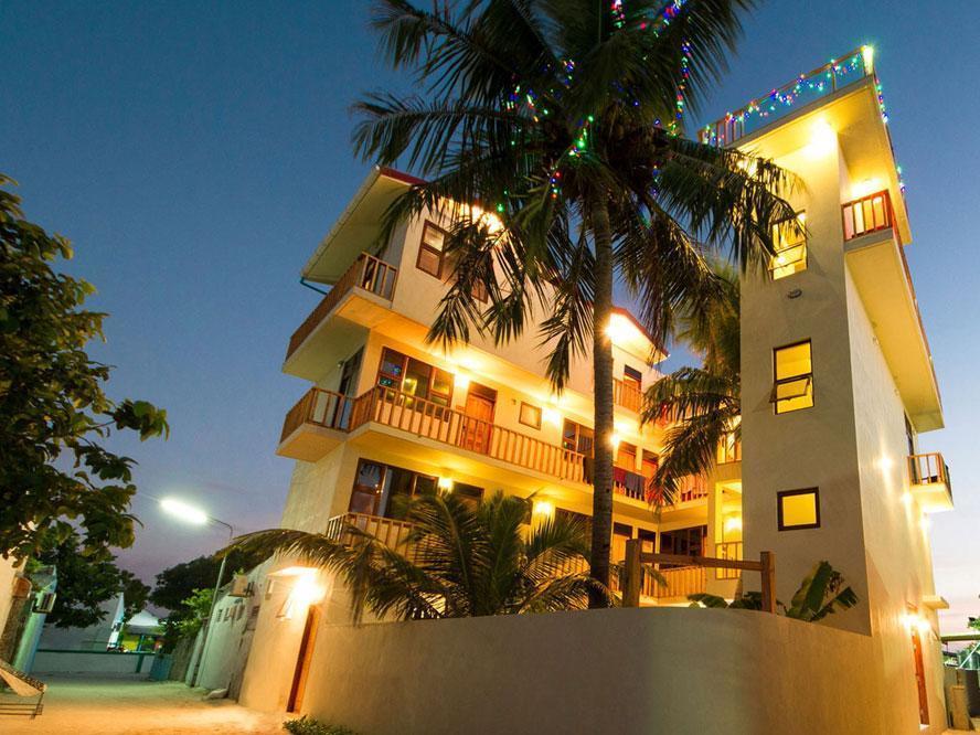 Tropic Tree Maldives Hotel Gulhi Bagian luar foto