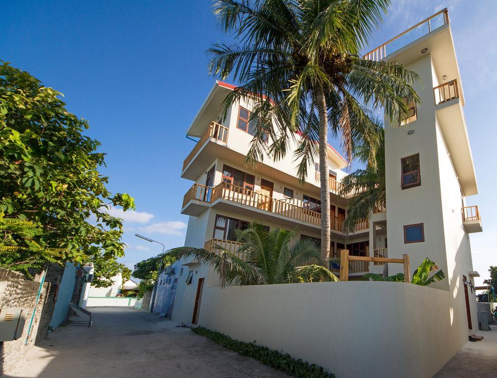 Tropic Tree Maldives Hotel Gulhi Bagian luar foto