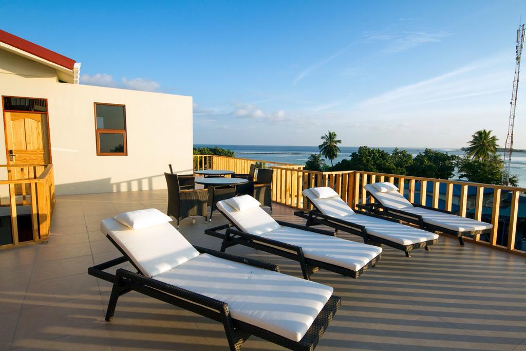 Tropic Tree Maldives Hotel Gulhi Bagian luar foto